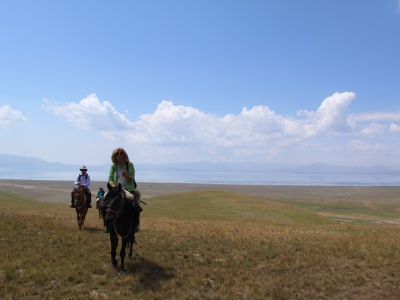 Конный трек к озеру Сон-Куль
